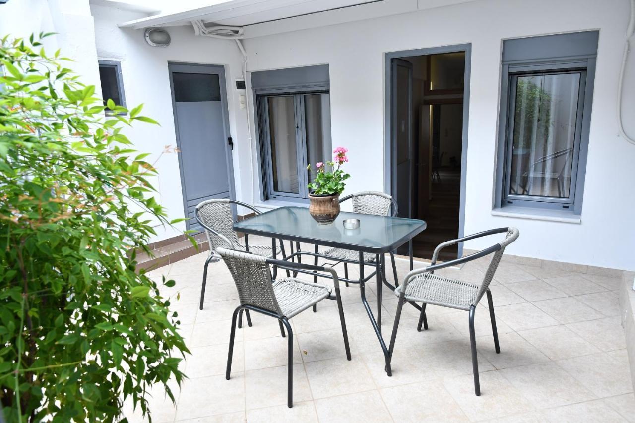 Giorgos House Apartment นาฟปลิโอ ภายนอก รูปภาพ