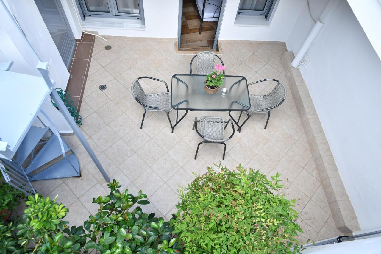 Giorgos House Apartment นาฟปลิโอ ภายนอก รูปภาพ